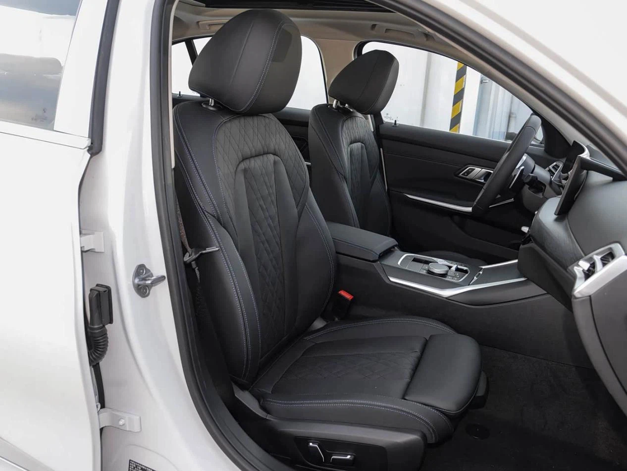 Application of Rotary Dampers in Automotive Headrests 2 Application of Rotary Dampers in Automotive Headrests 2